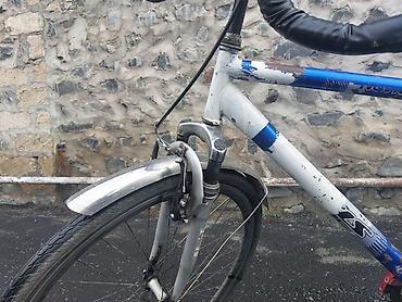 купить спортивный велосипед недорого: Velosiped 29-luq. Gündəlik sürülür. Dəmiri möhkəmdir. Arxa krılo — 4