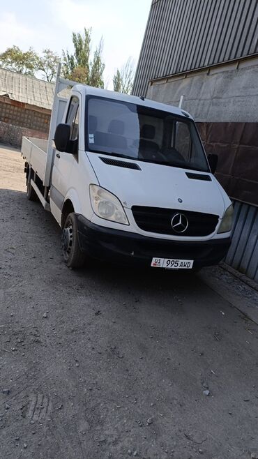 ищу работу на машине: Mercedes-Benz Sprinter, бортовой грузовик. Характеристики и