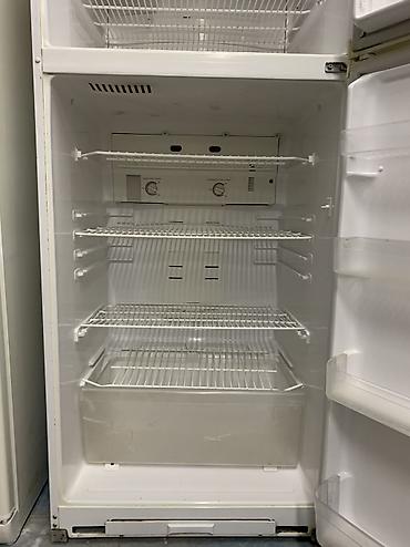 used small size refrigerator: Холодильник Sanyo. ❄️ 👍 Полностью рабочий. No frost(не требует — 4