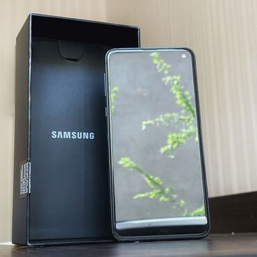 samsung c140: Samsung Galaxy S10e, 128 GB, rəng - Qara, Zəmanət, Barmaq izi, Simsiz şarj