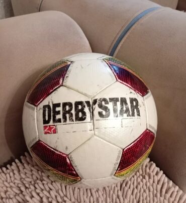 Qaşıqlar: Original Derbystar topudur. Əla vəziyyətdədir cırığ, sökük heçnə