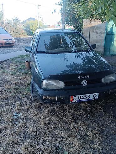 Унаа сатуу: Volkswagen Golf: 1992 г., 1.8 л, Кол менен иштөөчү, Бензин — 7