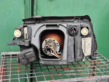 Передние фары: Передняя левая фара Audi 1996 г., Б/у, Оригинал, Германия — 10