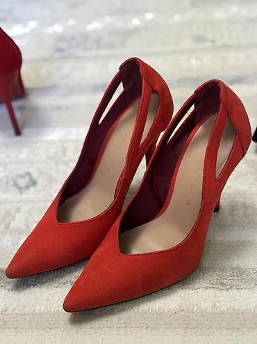 Туфли: Девочки, продаю туфли Эти туфли заслуживают выходить в свет Все в at lalafo.kg — 10 Туфли: Девочки, продаю туфли Эти туфли заслуживают выходить в свет Все в — 10