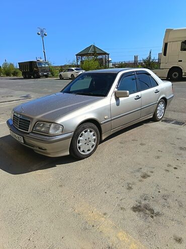 сапог мерс грузовой: Mercedes-Benz C 180: 1.8 л | 1998 г. Седан