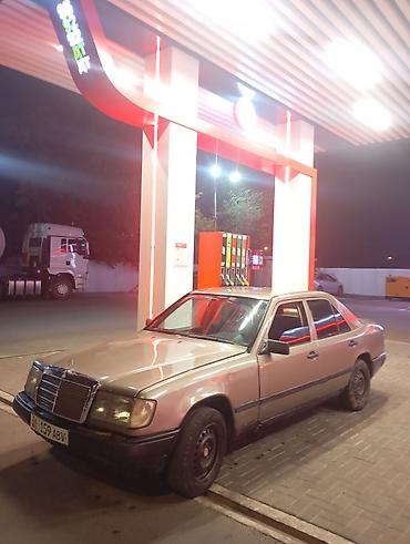 Продажа авто: Mercedes-Benz W124: 1988 г., 2.3 л, Механика, Бензин, Седан — 2