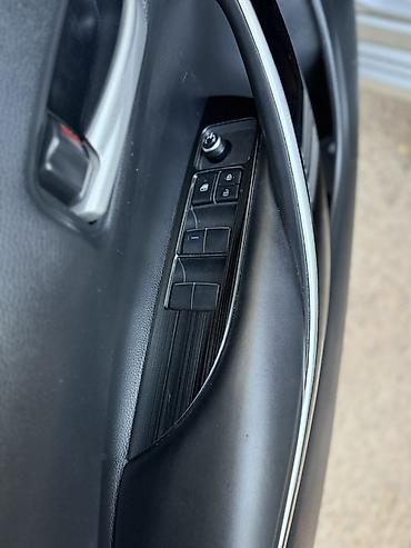 Toyota: Toyota Corolla: 2019 г., 1.8 л, Вариатор, Гибрид, Седан — 7