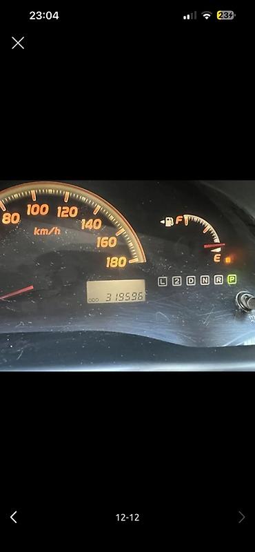 Toyota: Toyota Ipsum: 2002 г., 2.4 л, Автомат, Газ, Минивэн — 10