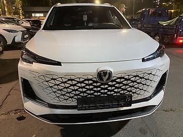 byd e6: Changan CS55 Plus: 2025 г., 1.5 л, Робот, Бензин, Кроссовер — 3