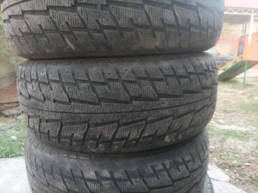 широкий морда: Шиналар 275 / 60 / R 18, Кыш, Колдонулган, Комплект, Жол тандабастар (АТ/МТ), Германия, BFGoodrich