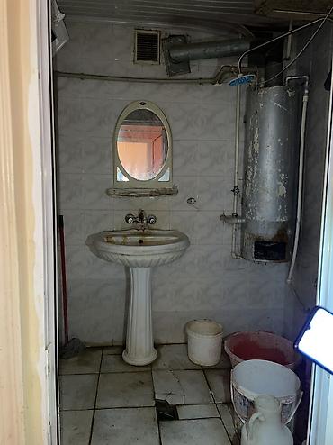 Köhnə tikili: Ev yerləşir dəirmanın kruqu dəmiryolcular binası Ev qanuni 3 otaqdır -da lalafo.az — 14 Köhnə tikili: Ev yerləşir dəirmanın kruqu dəmiryolcular binası Ev qanuni 3 otaqdır — 14