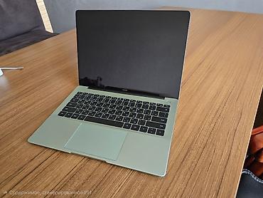 Huawei: Huawei MateBook 14 tam olaraq “ultrabook” sinfinə aid sayılır. Daha — 2