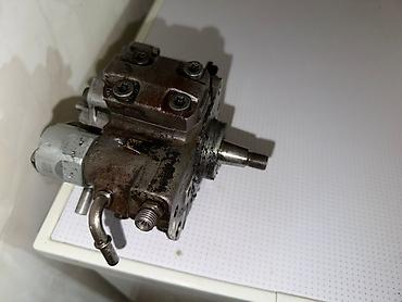 isuzu avtobus satilir: Land Rover 2.7 Dizel yanacaq nasosu. Həm Range Rover sporta həmdə — 6