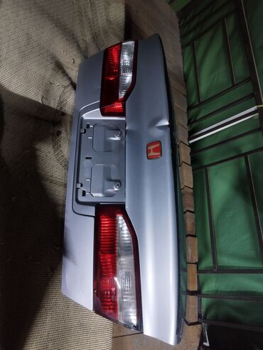 Крышки багажника: Крышка багажника Honda 2002 г., Б/у