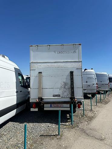 мото каракол: Буйрутма берүү Мерседес жүк ташуучу спринтер, Эмерек ташуу, Жүк ташуучу жумушчусу менен — 10