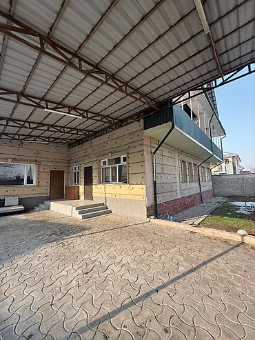 Долгосрочная аренда домов: 320 м², 5 комнат, Бронированные двери, Забор, огорожен — 12