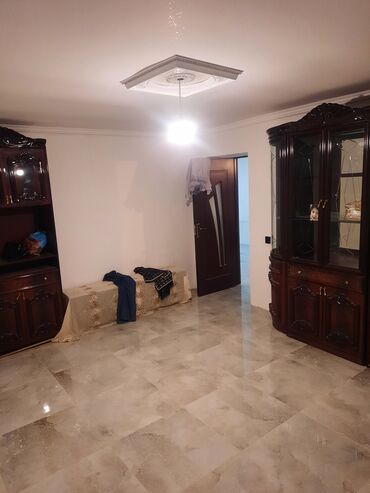 Uzunmüddətli kirayə mənzillər: 7 otaqlı mənzil – geniş və işıqlı Xüsusiyyətlər: - Planlaşdırma: uzun -da lalafo.az — 19 Uzunmüddətli kirayə mənzillər: 7 otaqlı mənzil – geniş və işıqlı Xüsusiyyətlər: - Planlaşdırma: uzun — 19