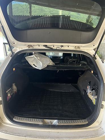 xpeng g3: Hyundai i40: 2014 г., 2 л, Бензин, Универсал — 6