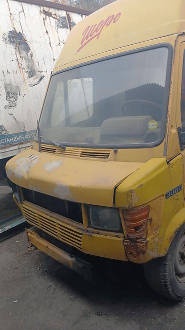 w221 long: Mercedes-Benz T1: 1990 г., Механика, Дизель, Фургон — 3