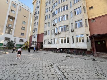 участок 4 гор больница: 🏢 42.000$ Продаётся нежилое помещение (назначение — склад) 📍 мкр
