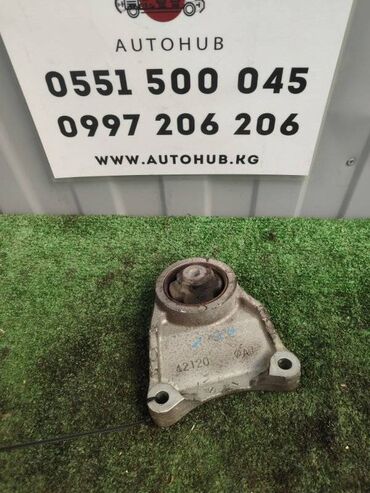 Другие автозапчасти: Подушка акпп Toyota Rav4 ACA31 2.4 2AZ-FE 2006 (б/у) ДВИГАТЕЛЬ / АКПП