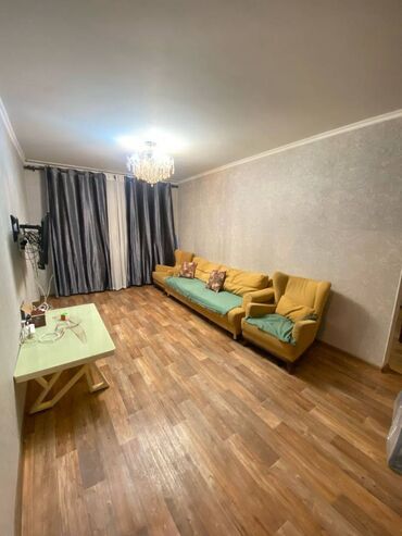продается 3 комнатная квартира политех: 3 комнаты, 58 м², 104 серия, 1 этаж, Евроремонт