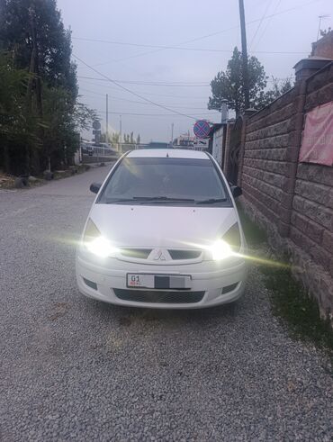 купить маленькую машину недорого: Mitsubishi Colt: 2003 г., 1.3 л, Вариатор, Бензин, Хэтчбэк