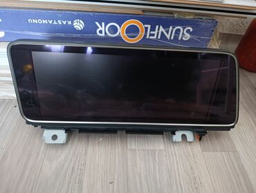 ценсорные плиты: Штатный мультимедийный дисплей/головное устройство для автомобиля - at lalafo.kg ценсорные плиты: Штатный мультимедийный дисплей/головное устройство для автомобиля -