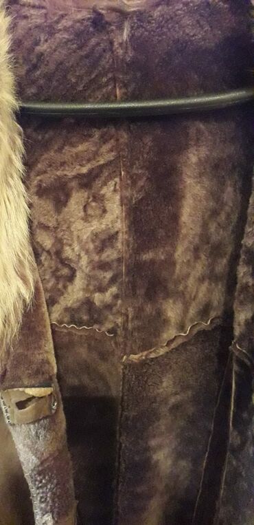 Paltolar: Dublyonka təmi̇z dəri̇ xəz türki̇yəni̇ndi̇ qadin üçün 52-54 razmerdi̇ — 3