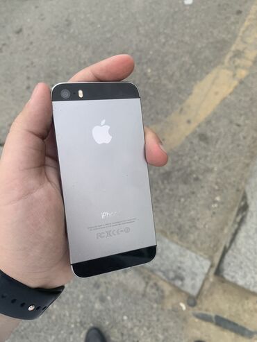 Apple iPhone: IPhone 5s, 32 GB, Space Gray, Barmaq izi