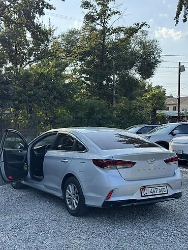 для ист: Hyundai Sonata: 2018 г., 2 л, Газ, Седан — 5