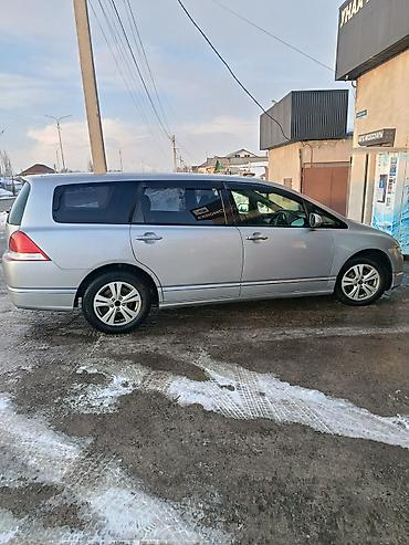 два авто: Honda Odyssey: 2004 г., 2.4 л, Автомат, Бензин, Минивэн — 3