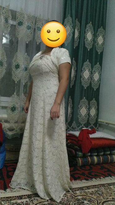 свадебное платье с гипюровым верхом: Срочно продаю! Новое свадебное платье, турция. Размер 46-48. Имеется 2