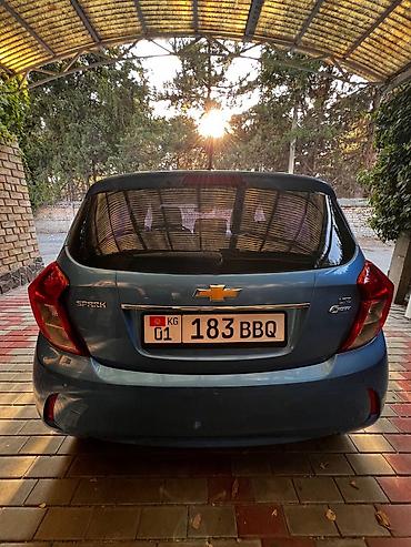 коврик бу: Chevrolet Spark: 2016 г., 1 л, Вариатор, Бензин, Хэтчбэк — 2
