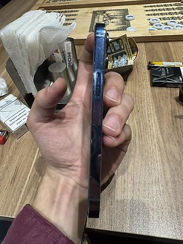 iphone 14 pro qiymətləri: IPhone 13 Pro, 128 GB, Gümüşü, Face ID — 3