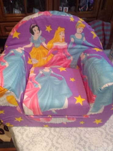 Ostali dečiji nameštaj: DEČIJE FOTELJICE 50X50X70 ZA UZRAST 0-3 GODINE Cena 3200 dinara Slanje — 10
