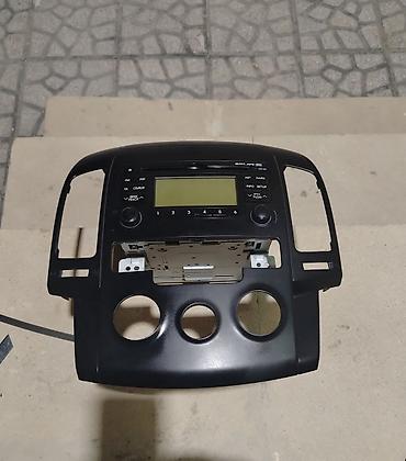 Hyundai i30 2007-2012 model orijinal usden cixma maqnitolasi ve lalafo.az -da Hyundai i30 2007-2012 model orijinal usden cixma maqnitolasi ve