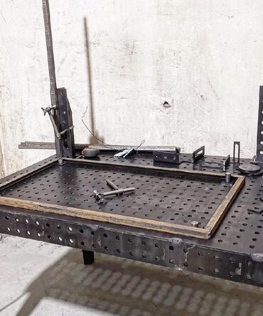 строительная техника: Сварочный стол Представляет из себя крупно-узловую конструкцию