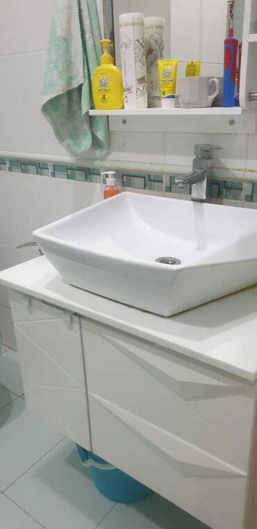 Uzunmüddətli kirayə mənzillər: 9 mkr,Safa storenin binası,17 mərtəbənin,16-cı mərtəbəsində,2 — 10