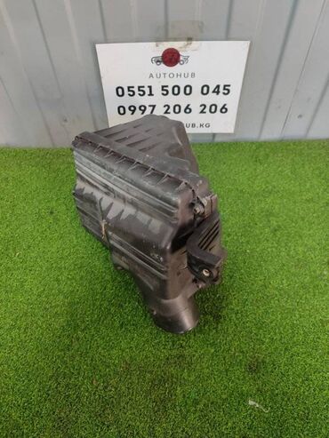 Коробки передач: Корпус воздушного фильтра Honda Stream RN1 D17A 2002 (б/у)