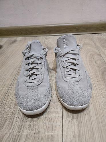 stare puma patike: Original Converse patike, ubuvene samo jednom i zbog ne odgovarajuceg — 1
