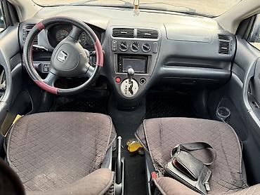 Honda: Honda Civic: 2001 г., 1.7 л, Автомат, Газ, Хэтчбэк — 5