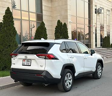 avalon 2017: Toyota RAV4: 2021 г., 2.5 л, Автомат, Бензин, Кроссовер — 4