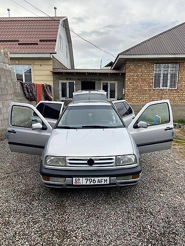 vw polo: Volkswagen Vento: 1994 г., 1.8 л, Автомат, Бензин, Седан — 1