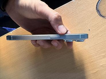 Уюлдук телефондор жана аксессуарлар: IPhone 15 Pro, Колдонулган, 128 ГБ, White Titanium, Коргоочу айнек, 88 % — 3
