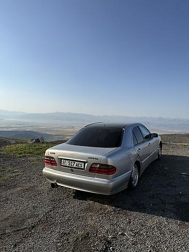 w210 2 2: Mercedes-Benz E-Class: 2001 г., 2.6 л, Механика, Бензин, Седан — 4