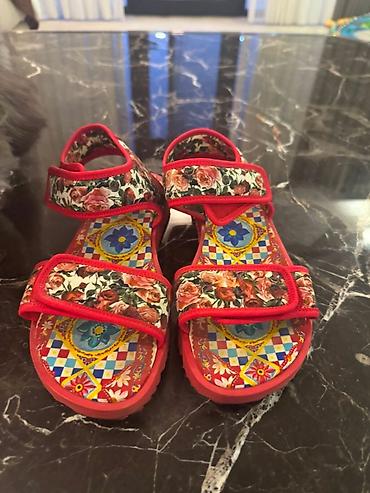 mozaik: Uşaq sandalı – Dolce & Gabbana - Model: uşaq üçün ikizolaqlı — 1