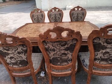 Masalar: Qonaq otağı üçün, İşlənmiş, Açılan, Dördbucaq masa, 8 stul