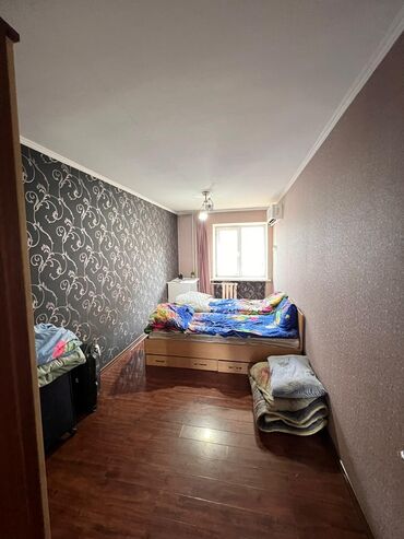 квартиры чайка: 3 комнаты, 75 м², Индивидуалка, 4 этаж, Косметический ремонт