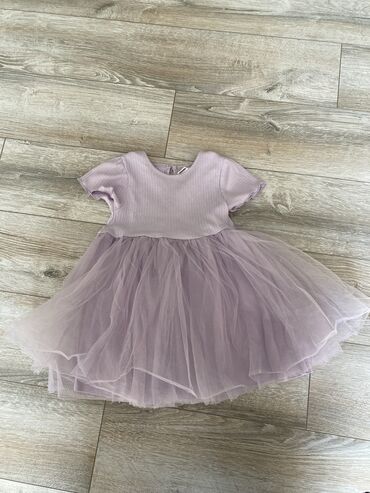 одежда для беременных женщин: Продаю платья для девочек в хорошем состоянии 1 пышное платье 300сом